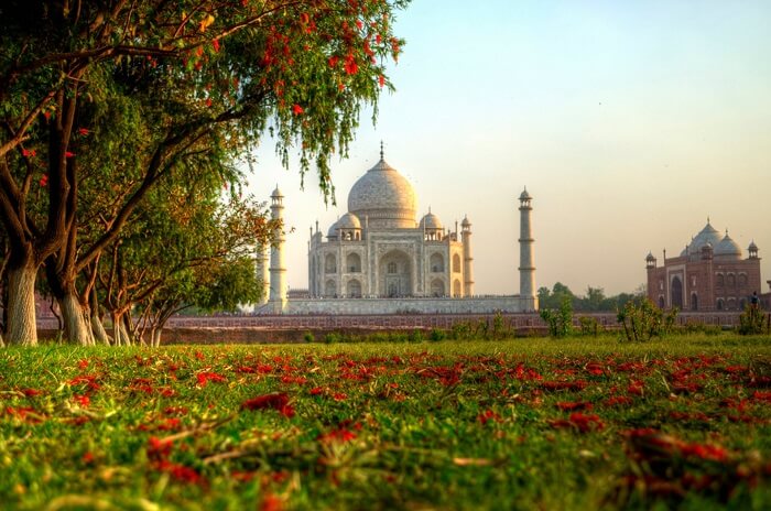 15 Beautiful Prewedding Shoot Locations In Agra To Spruce Up Your Romance