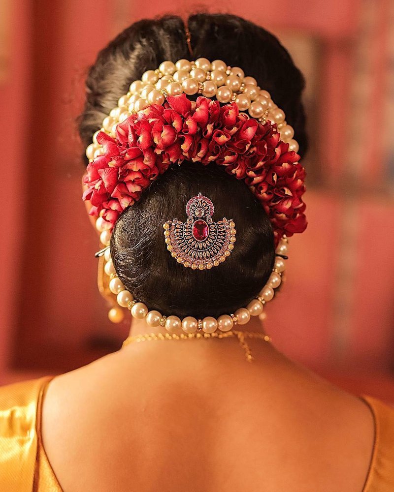 Photo of Gajra hairstyle with open hair