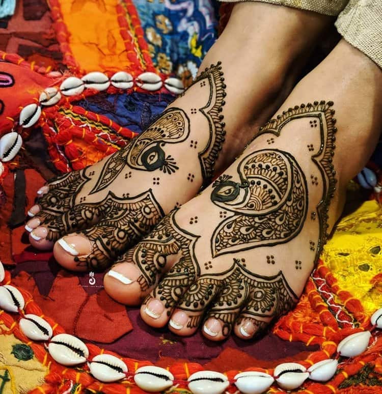 Gorgeous Henna for leg | Photo Gallery - www.Wedandbeyond.com