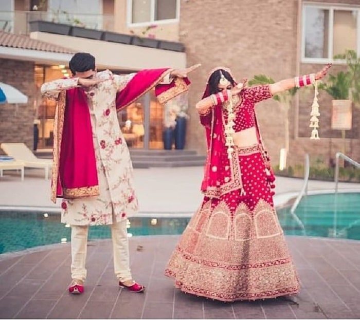 Wedding Bridal Lehenga - Bride in Amazing Saree Gown. More information on  Wedd… | Indian wedding photography poses, Indian bridal photos, Indian  wedding photography
