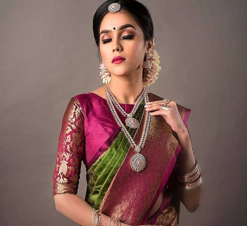 Saree blouse patterns high neck roanoke, Fold t shirt military style, gown for pre wedding shoot. 