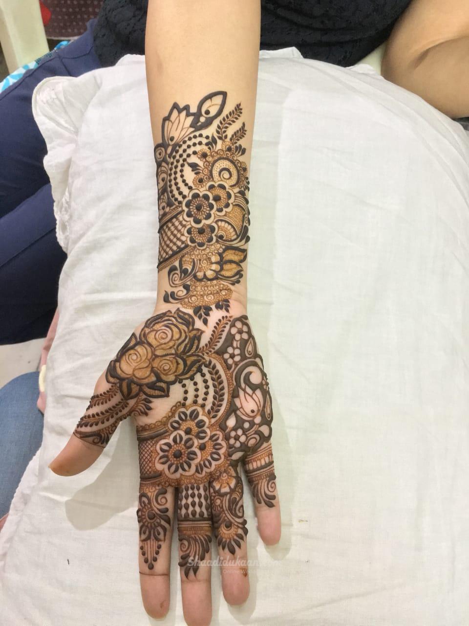 Anil Mehndi Art in Gurgaon Sector 29,Delhi - Best Mehendi Artists in Delhi  - Justdial