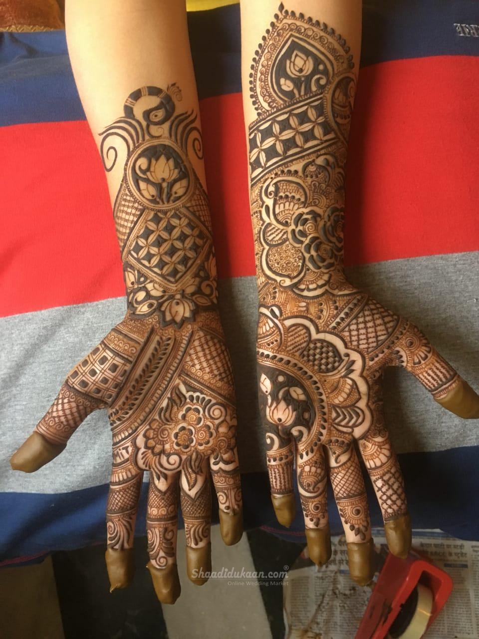 Back hands designs | #bridalhennaartist | #bridalbeauty | #mehndidesign |  #mehndihennaartist - YouTube