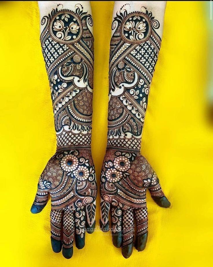 Kanha Mehendi Arts - Price & Reviews | Mehndi Artist in Delhi