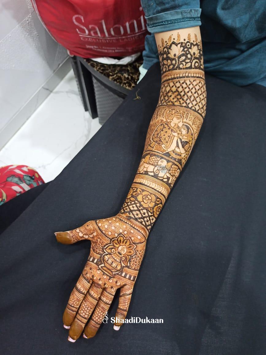 Professional mehndi artist | Mehndi artist, Mehndi, Artist