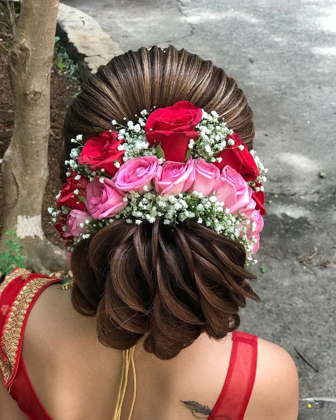 Anam Siddique 💕 | Juda hairstyle is the go to style while wearing a Indian  traditional lengha It is simple, neat and the perfect hairstyle for  every... | Instagram
