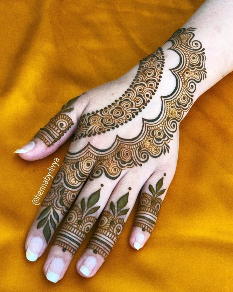 heart mehndi design Images • BTS💜💜Army. 😍 (@btsarmy2571) on ShareChat