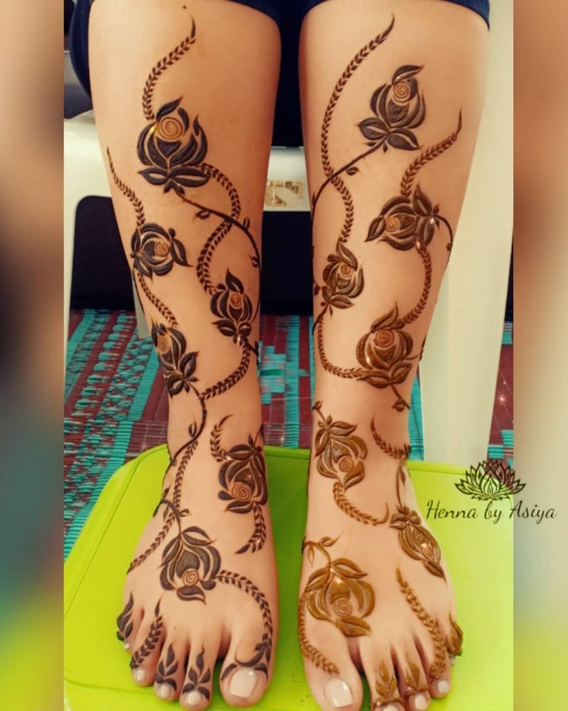 Top 15 Floral Mehndi Designs for Hands & Feet