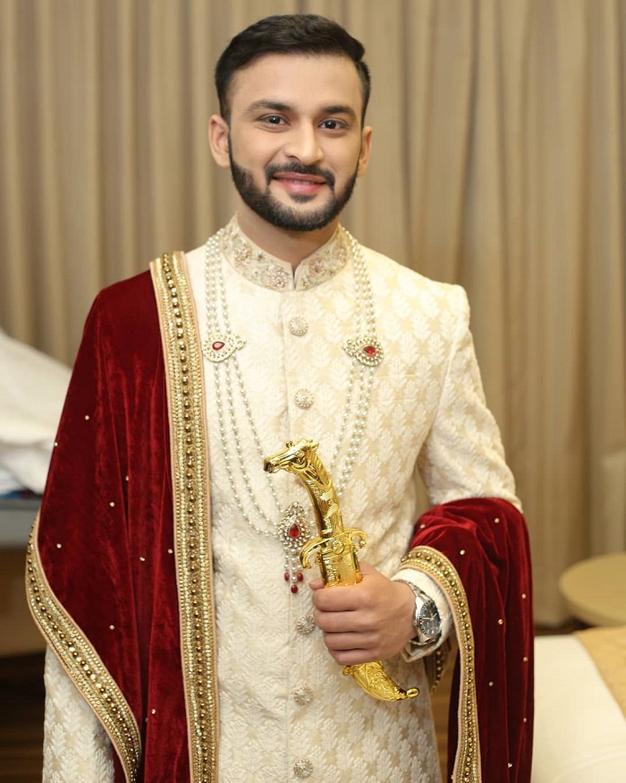 Top #141 Sensational Indian Wedding Dresses For Men!