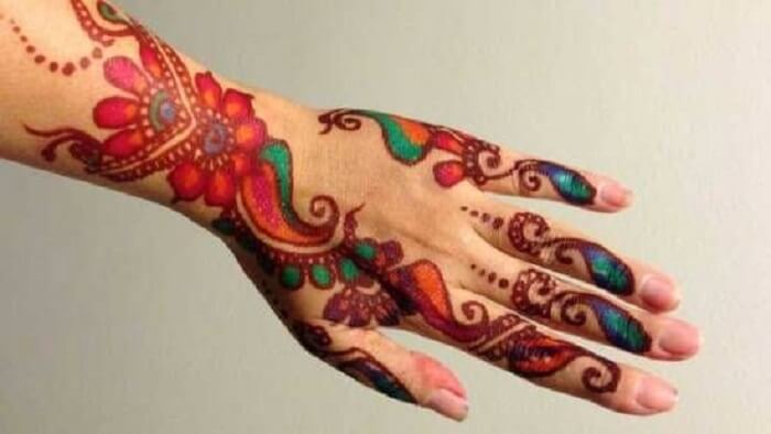 colored mehndi designs