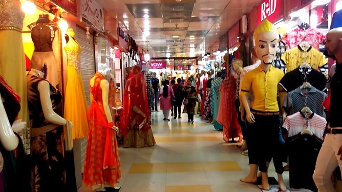 cheapest lehenga market in kolkata Boro Bazar||50% off all lehenga - YouTube