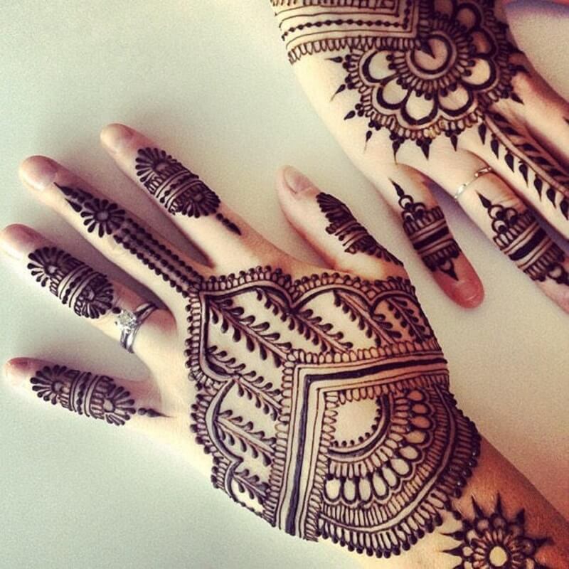 Top 21 Minimal Mehndi Designs For Karva Chauth – ShaadiWish