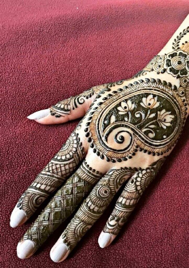 51 Karwa Chauth Mehndi Designs For Newlywed Brides