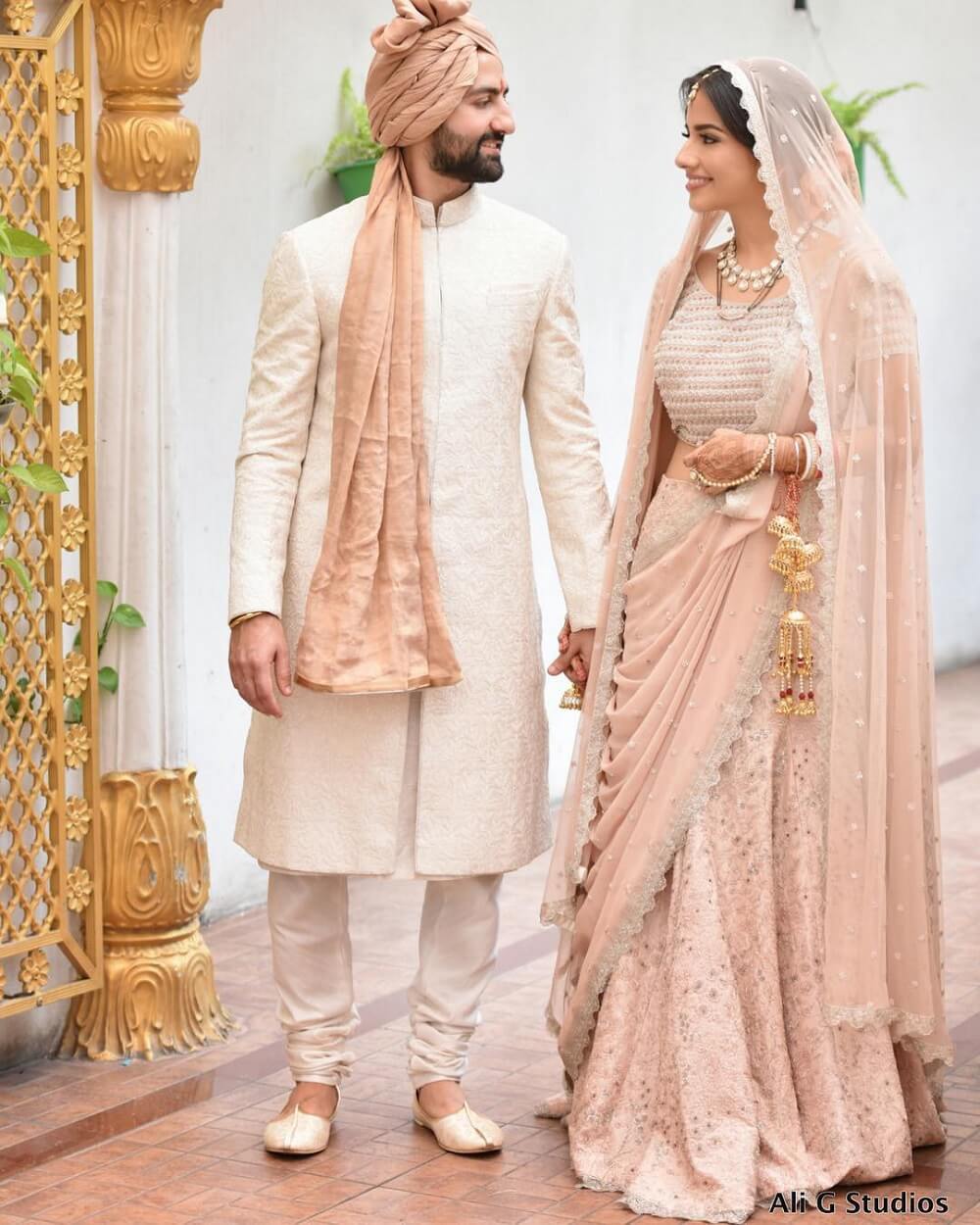 7 Gorgeous Color Combinations for Indian Wedding Outfits
