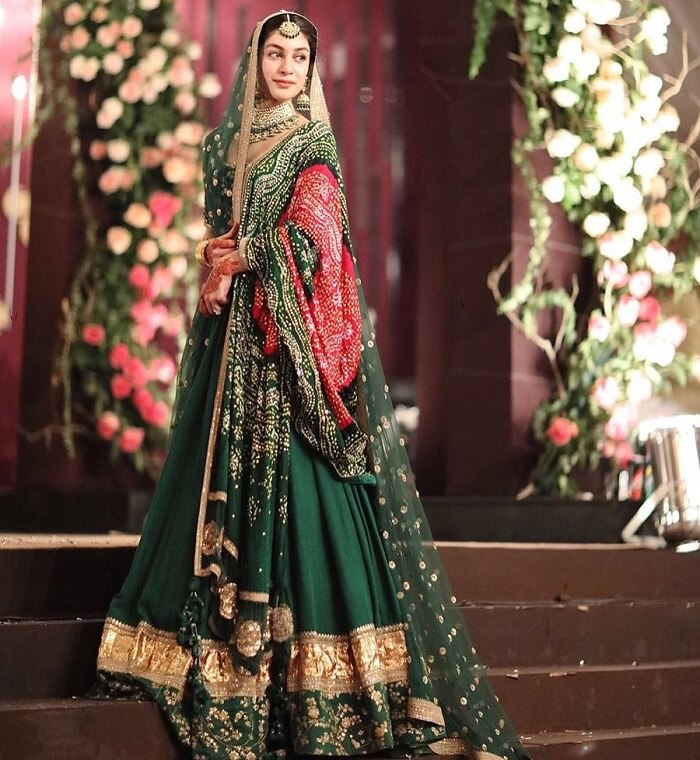 Thanks Bollywood For Giving Us Iconic Mughal Outfits That Are Ideal For ...