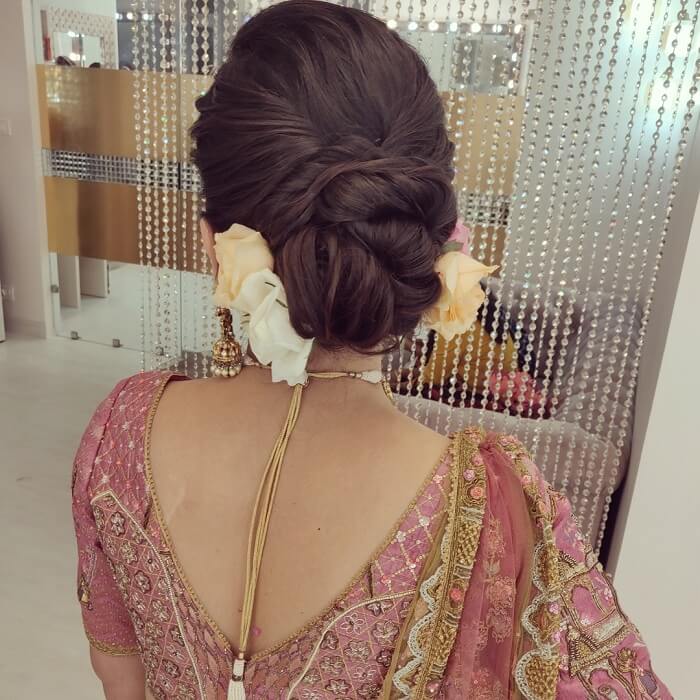 50 Simple Hairstyle for Saree 2023 Easy Hair  TailoringinHindi