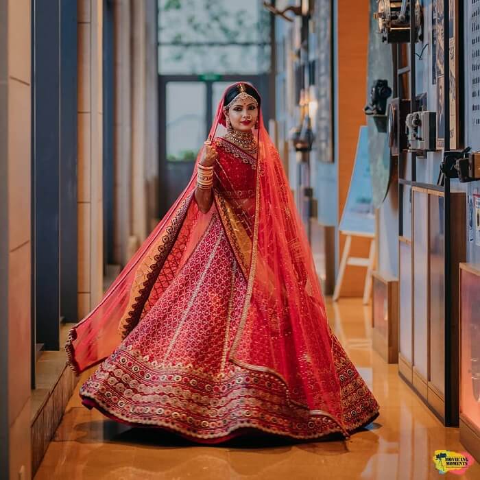 Seductive Bridal Lehengas for Your Bridal Photography