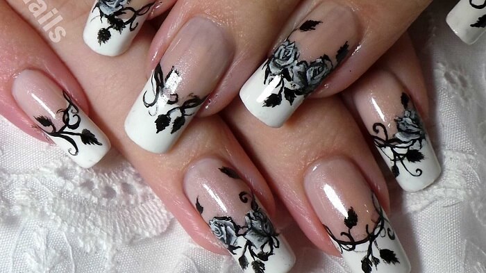 Stunning Nail Art Designs For Brides To Slay Like A Pro At Their Wedding!