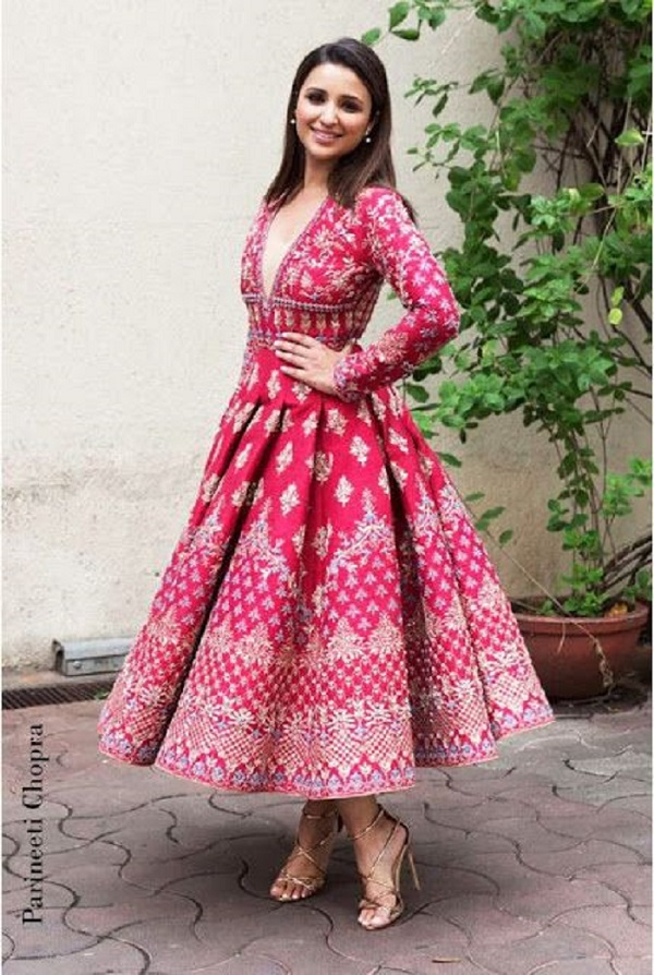 Pin by Suvarna Reddy on uploads only. | Kalamkari dresses, Indian dresses, Anarkali  dress pattern