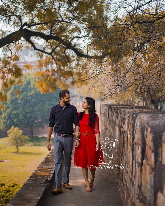 Love Story Of Indian Couple Posed Outdoor Stock Photo - Download Image Now  - Adult, Adults Only, Beautiful People - iStock