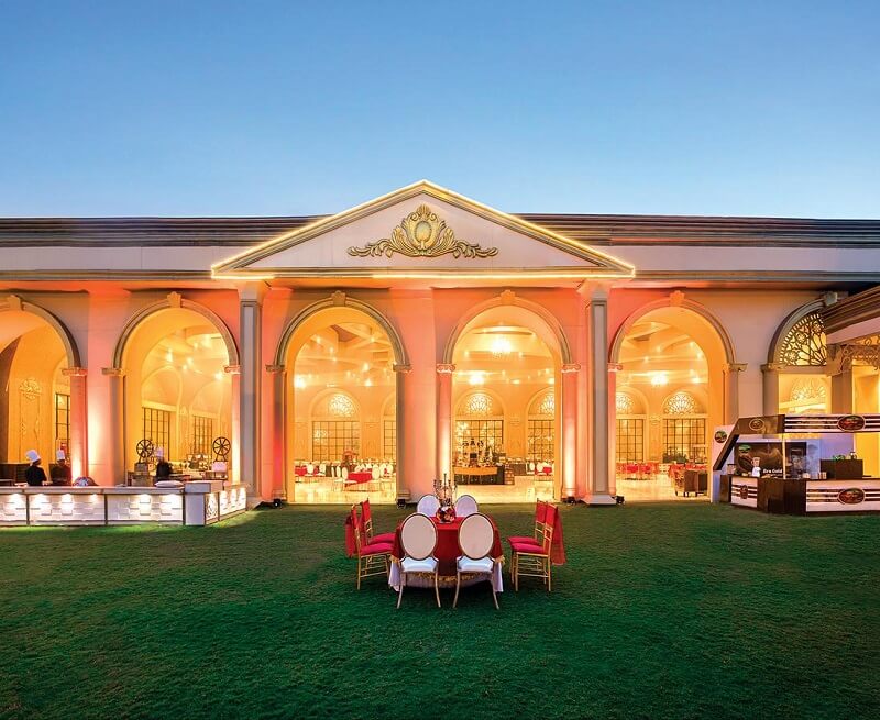 The Ultimate Guide of Luxury Hotels in Delhi For Having A Bombastic ...
