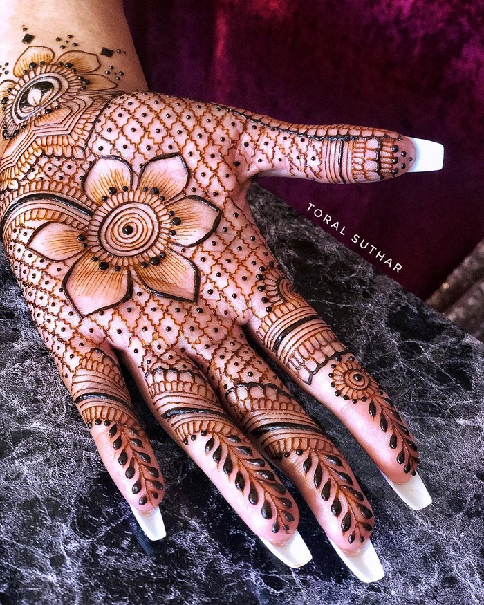 31 Bridal Henna Designs That Will Make You Stand Apart In Weddings In 2021