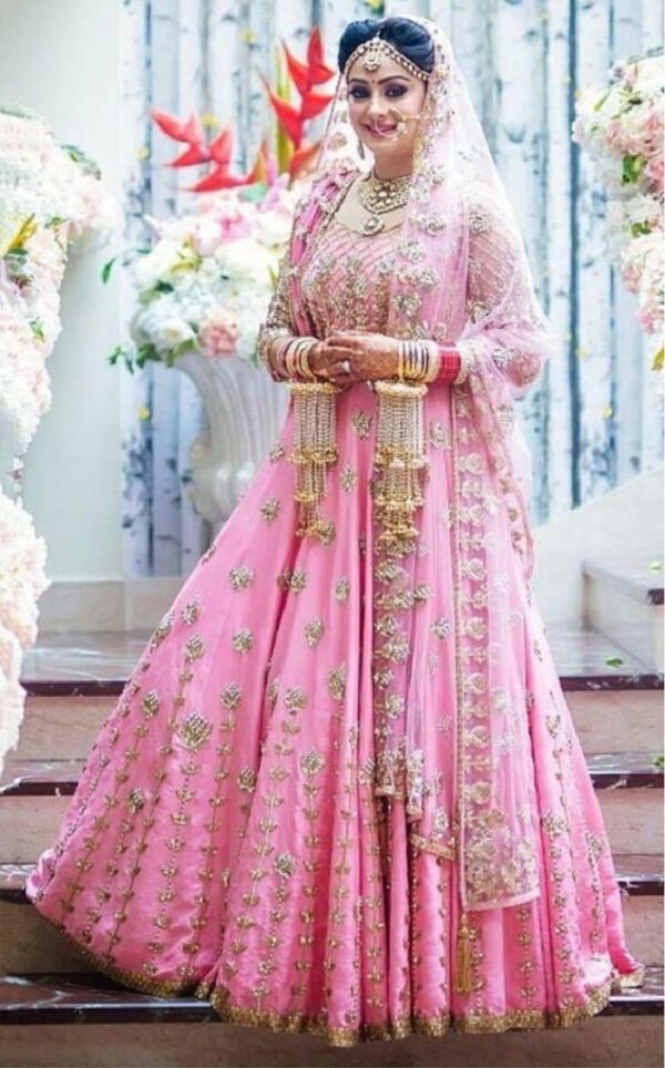 5 Punjabi Wedding Bridal Looks Ft. Bollywood Actresses