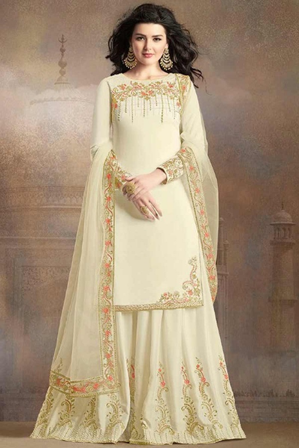 30 Ravishing Punjabi Bride Wedding Dress For The Perfect Bridal Look