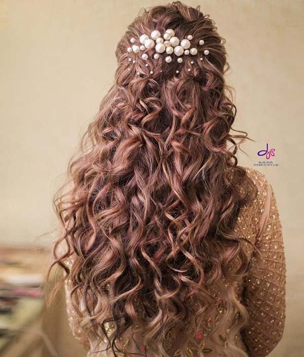 Curly Hairstyle For Brides That Are Perfect To Flaunt At Big-Fat Indian ...