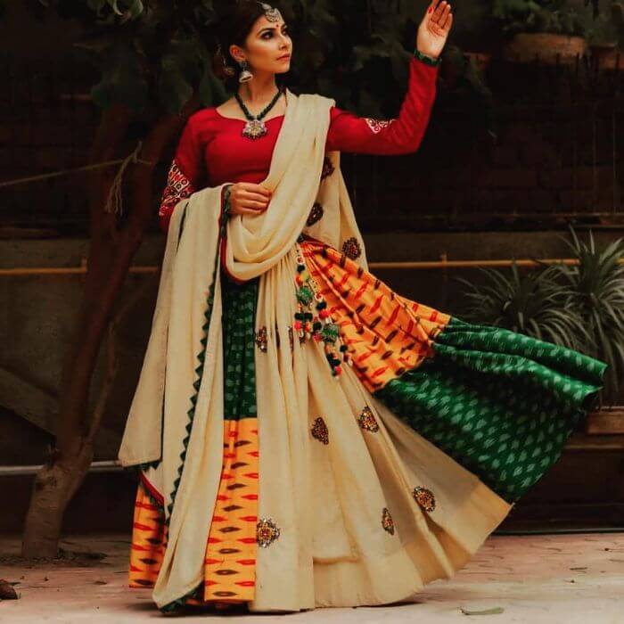 20+ Designs of Lehenga Choli That You Can Include In Your Navratri Shopping