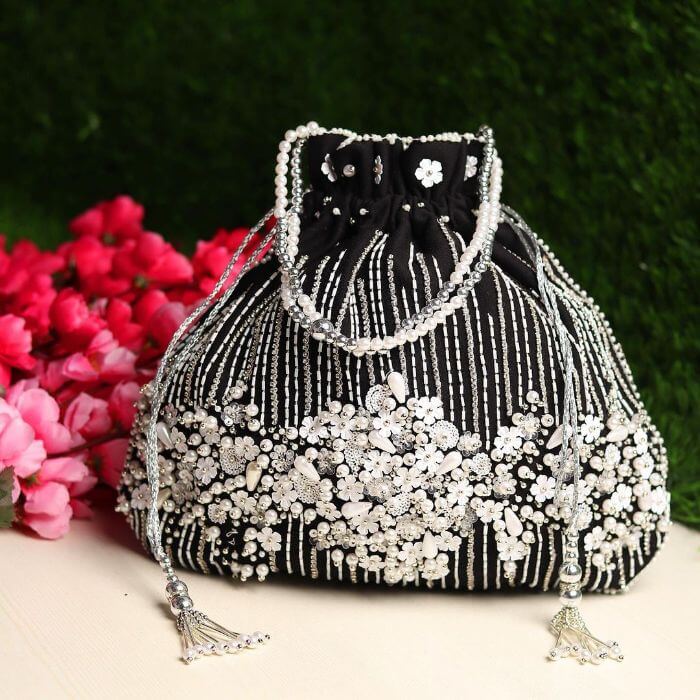 Red Potli Bag - Wedding Purse & Handbag for Indian Bride | Potli bags, Bridal  handbags, Bridal purse