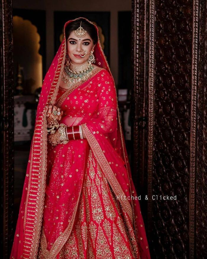 Mesmerize Your Wedding Day With Beauty Of Red - Check How!