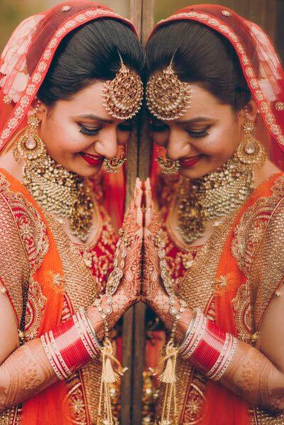 5 Stunning bridal poses for wedding - Tips and Tricks - InviteIndia