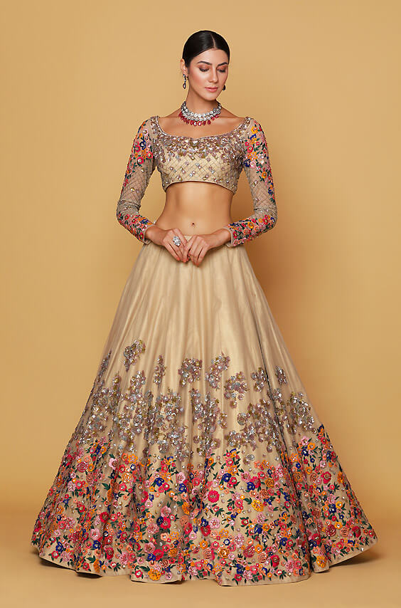 Fashion Metropolitan: Neeta Lulla: A Talented Indian Bridal Designer