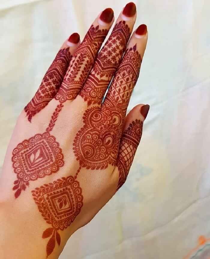 30+ Simple Back Hand Mehndi Designs for Various Occasions