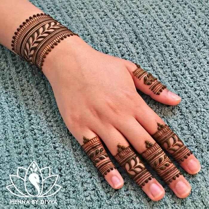 Easy Royal Finger Mehndi Design for Front, Back